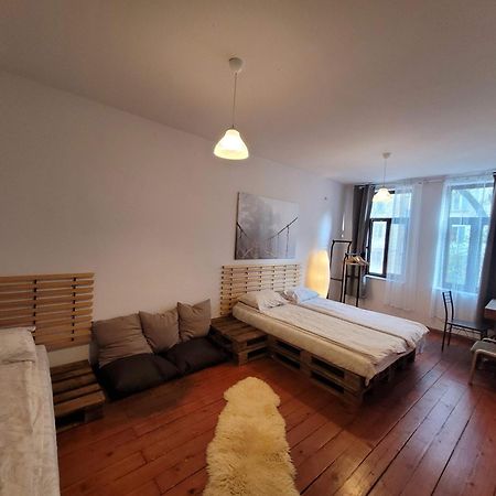 Hot Spot Apartments София Экстерьер фото